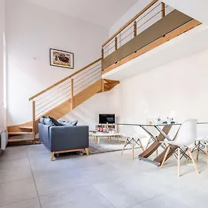 Apartment 002 - Duplex Moderne - Jeanne D Arc, Toulouse